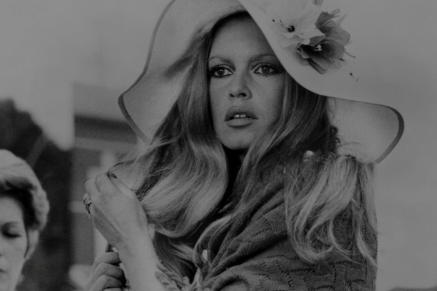 Brigitte Bardot 8_01_27 2